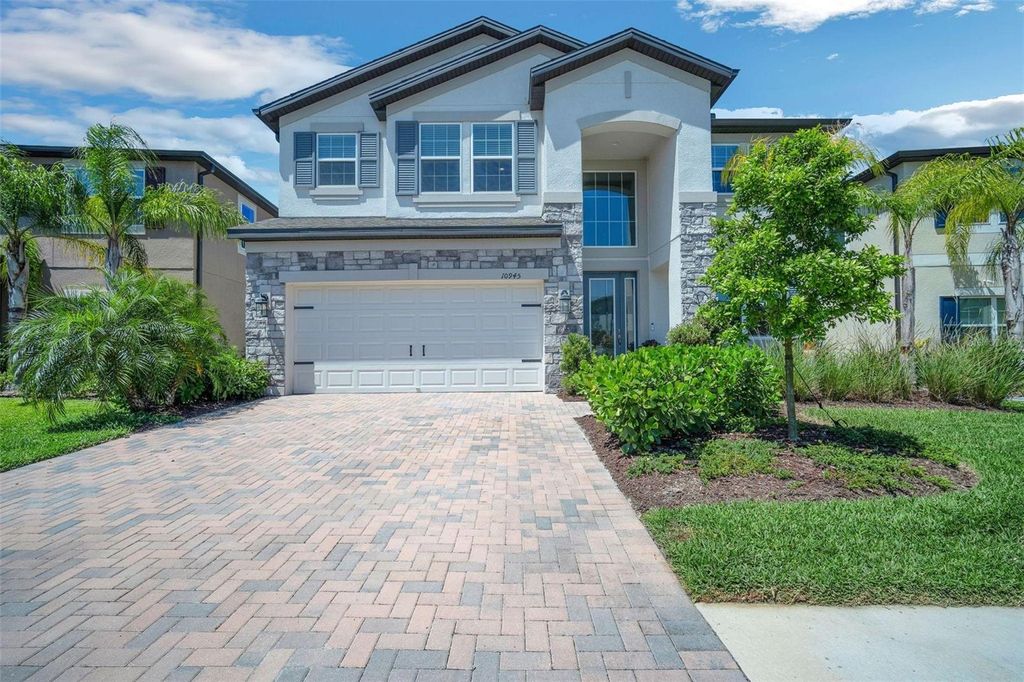 Photo of 10945 Sundrift Drive, Tampa, FL 33647 (MLS # TB8384933)