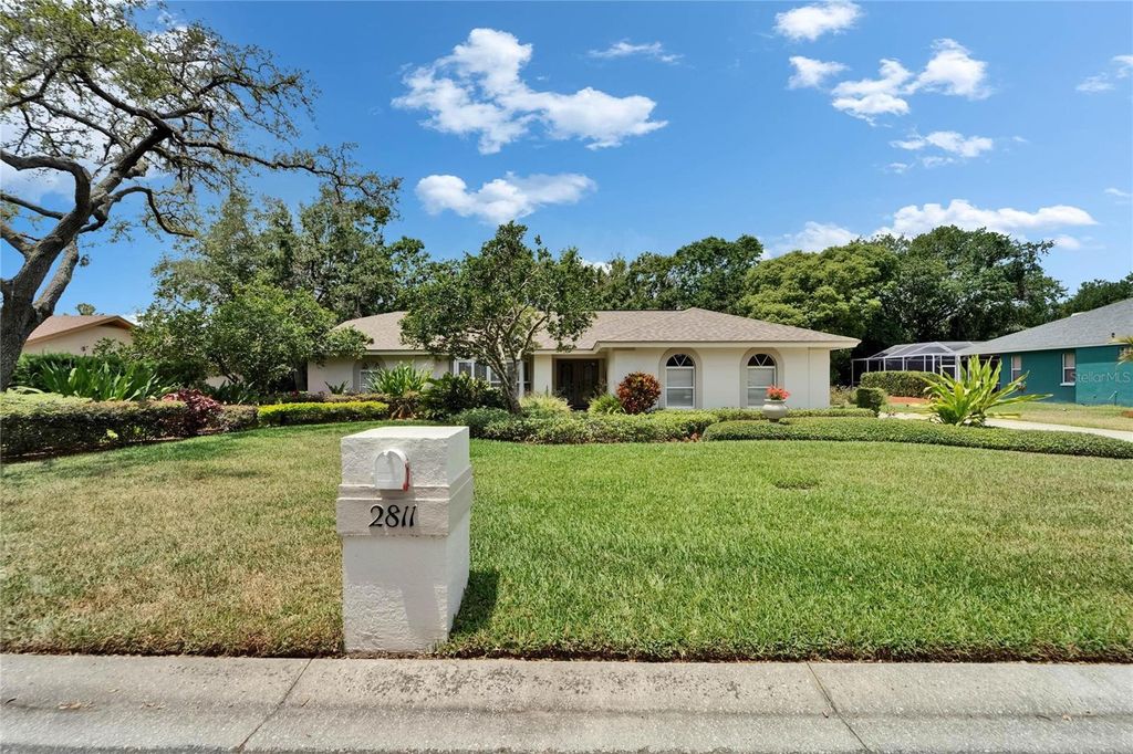 Photo of 2811 Barret Avenue, Plant City, FL 33566 (MLS # TB8383533)