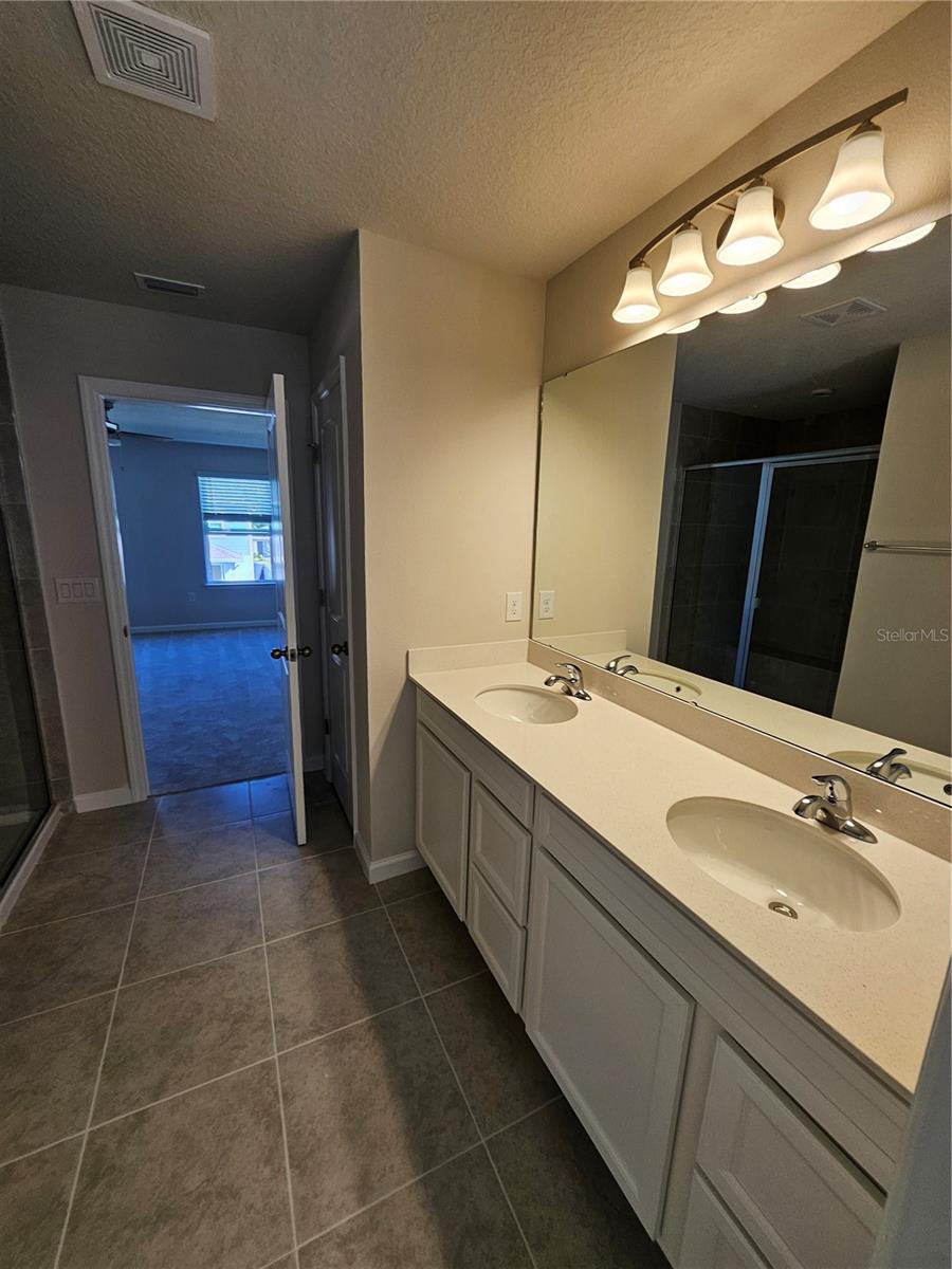 CONNER CROSSING - Residential Lease