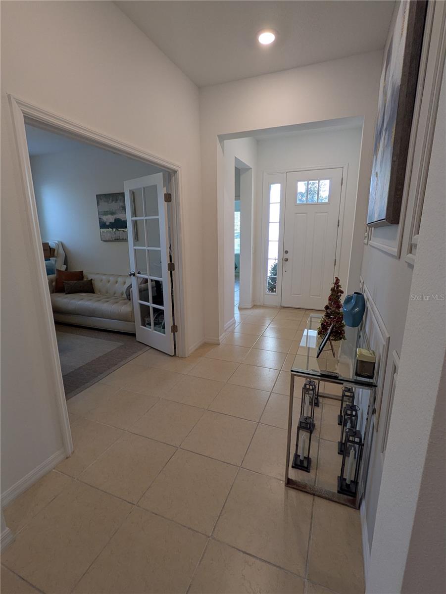 901 SABAL BREEZE LANE