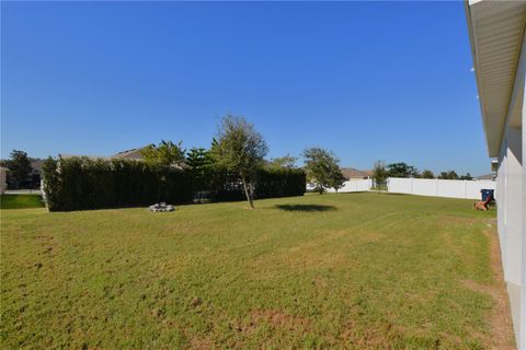 A home in AUBURNDALE