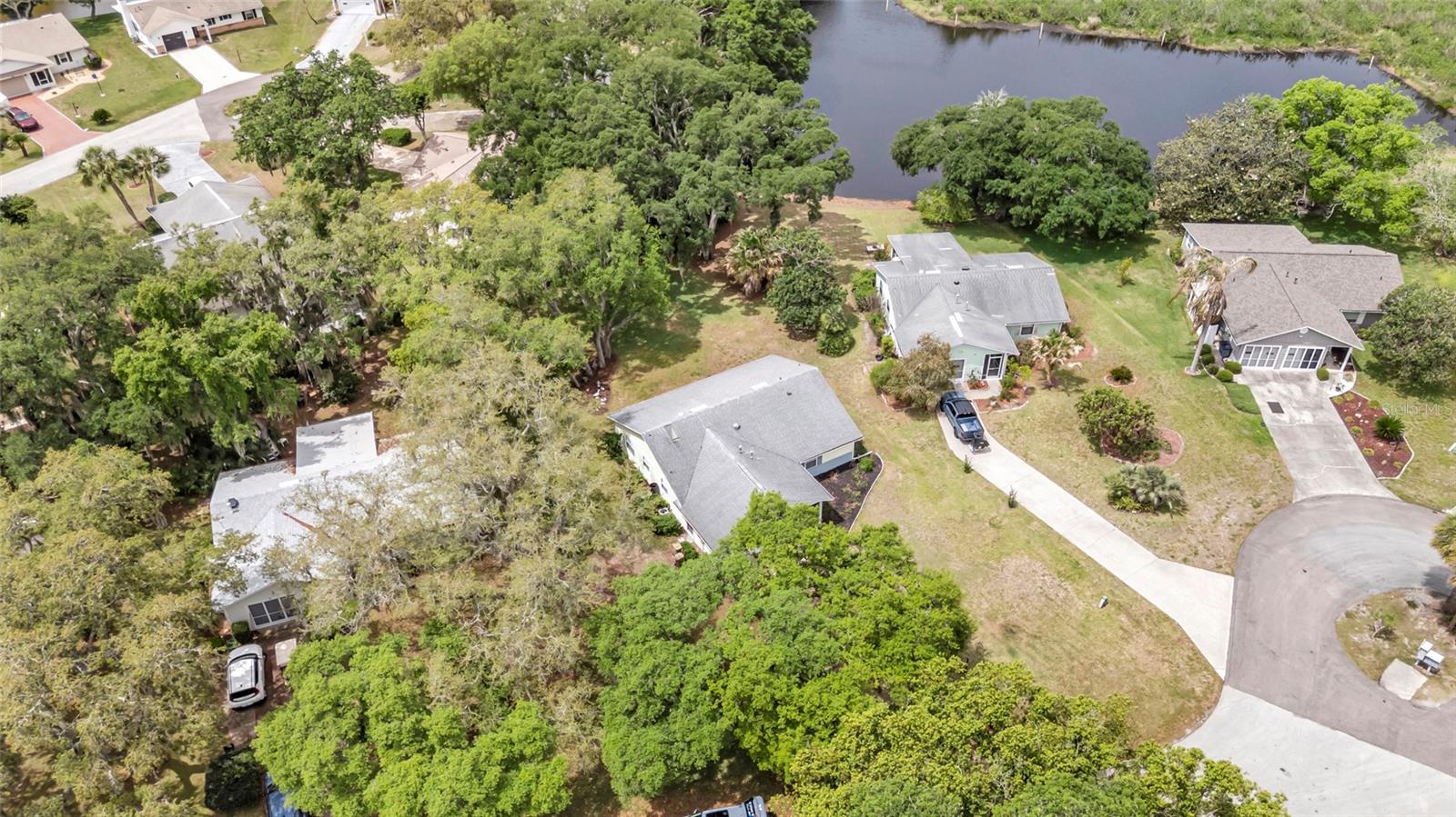 SCOTTISH HIGHLANDS CONDO PH B - Residential