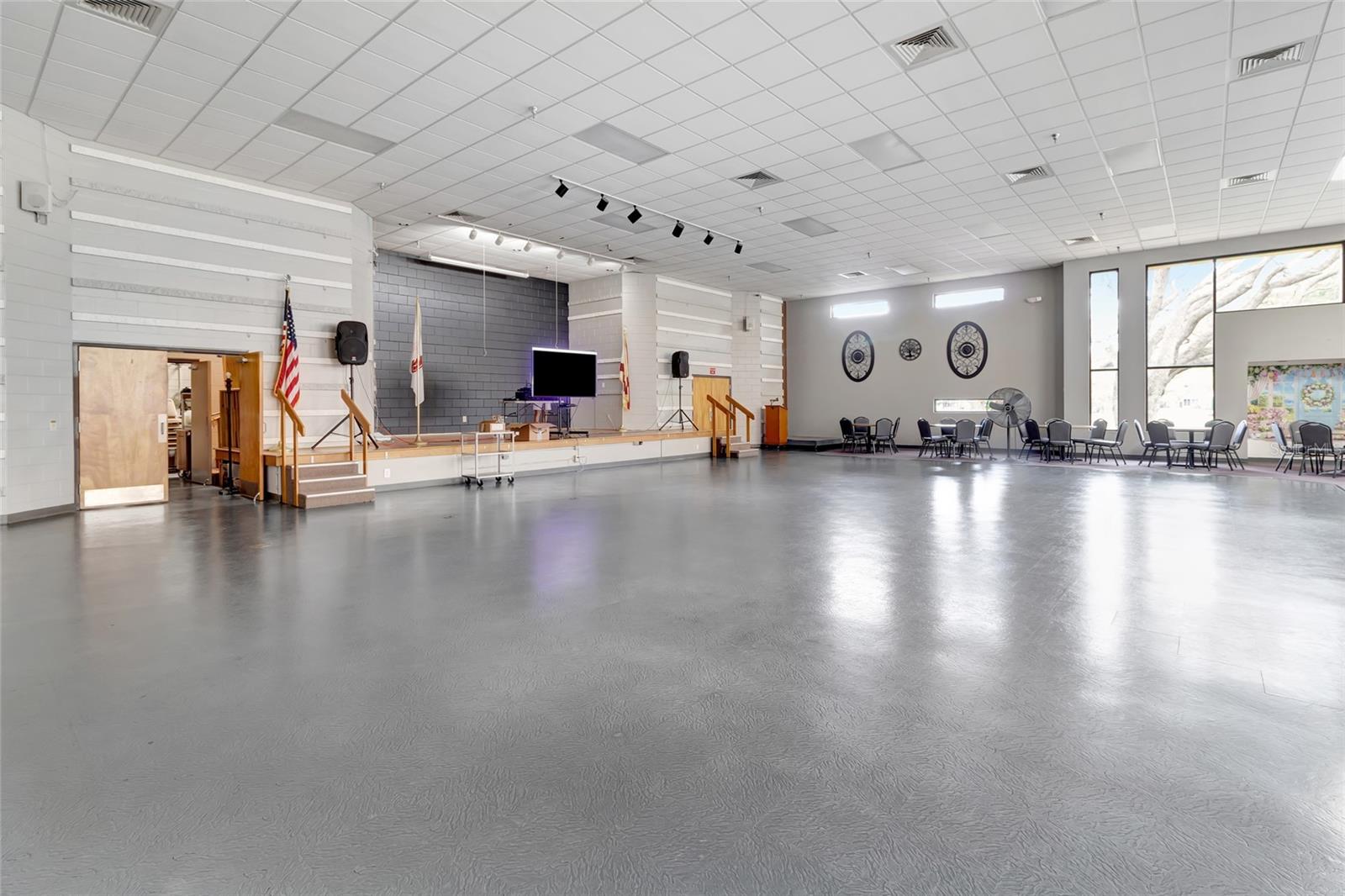 SCOTTISH HIGHLANDS CONDO PH B - Residential