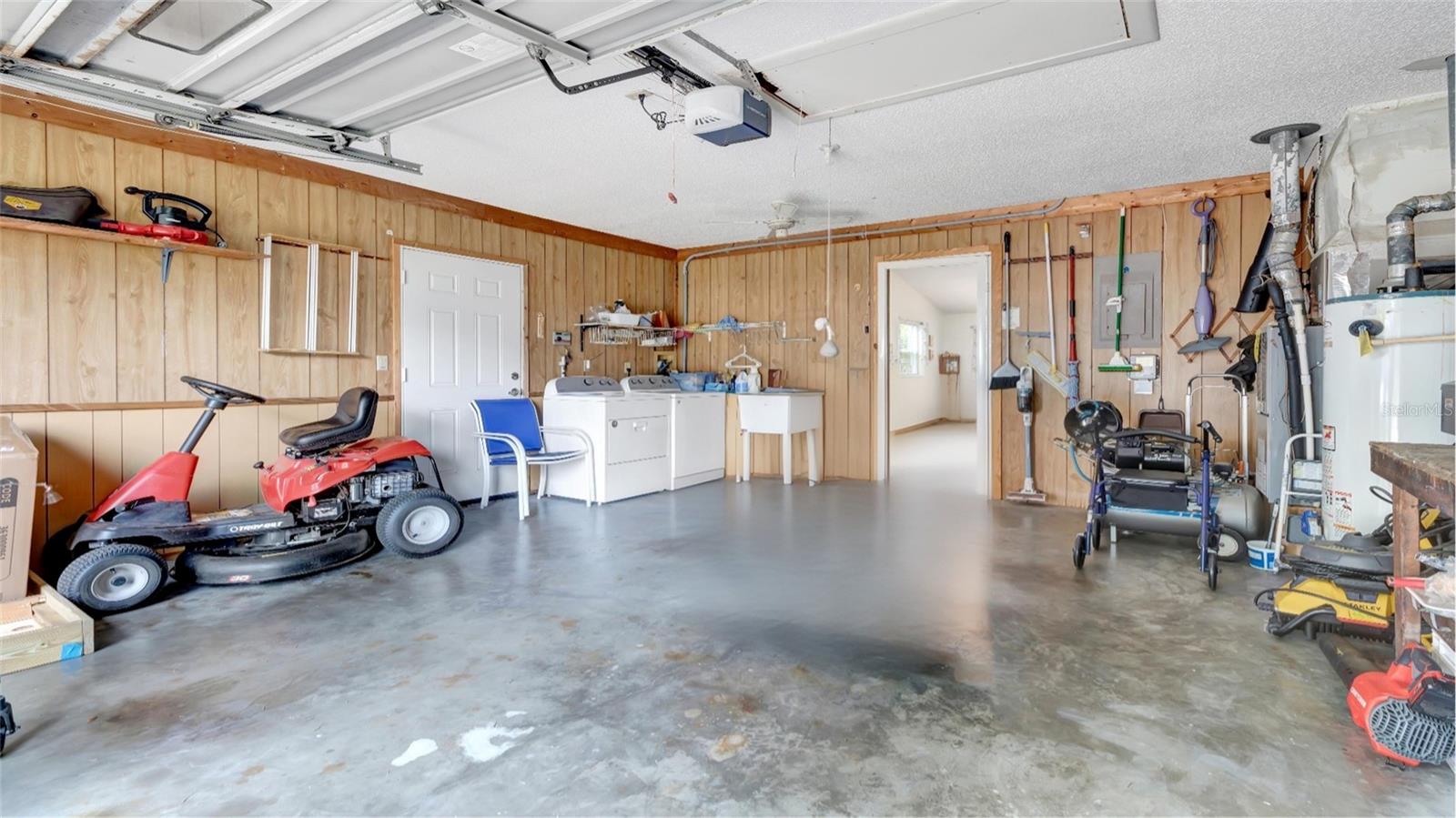 SCOTTISH HIGHLANDS CONDO PH B - Residential