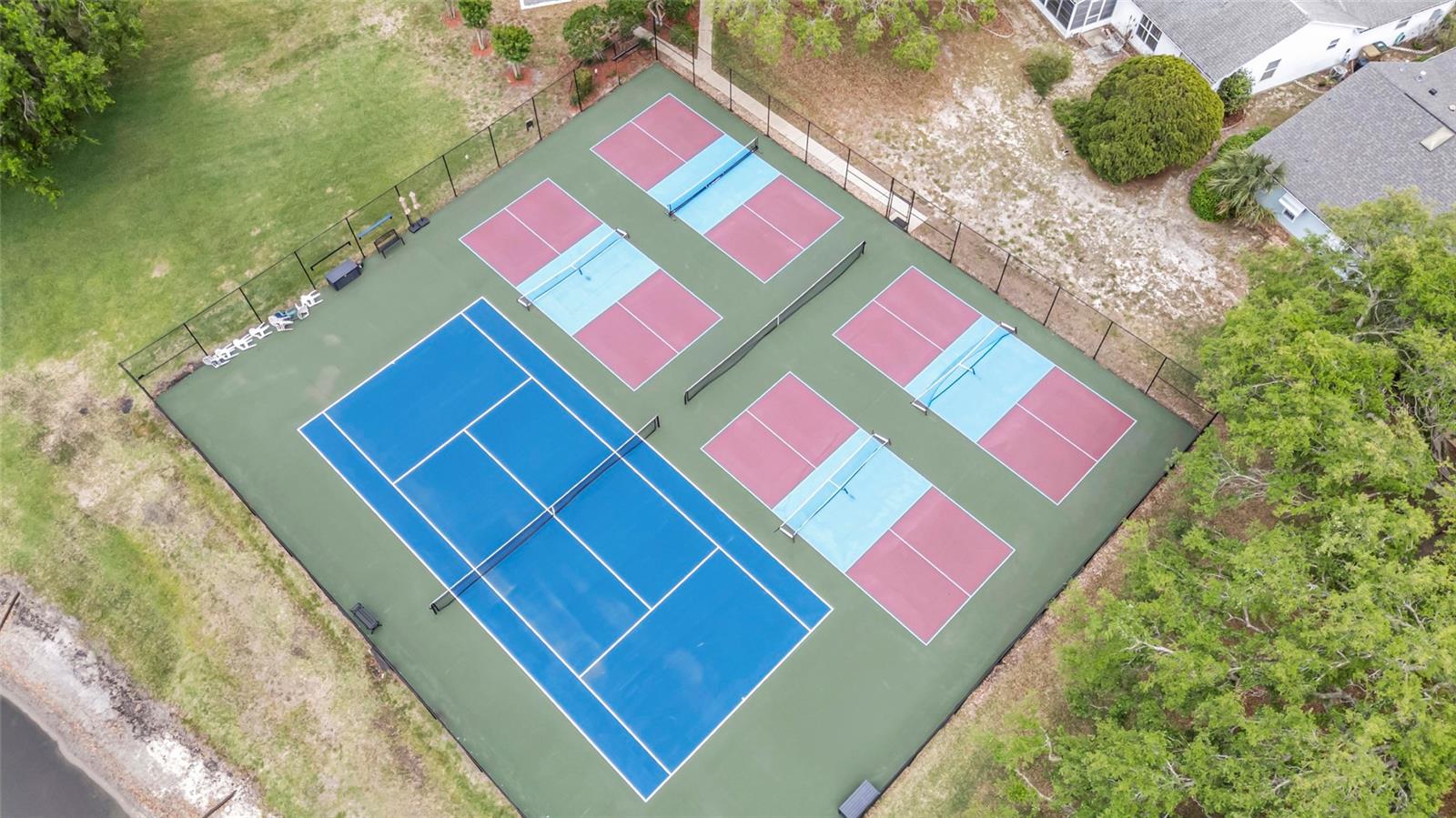 SCOTTISH HIGHLANDS CONDO PH B - Residential