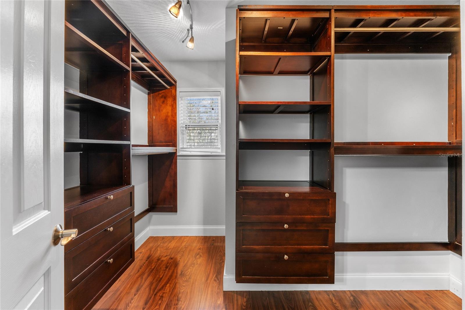 TIERRA DEL SOL PH 01 - Residential Lease