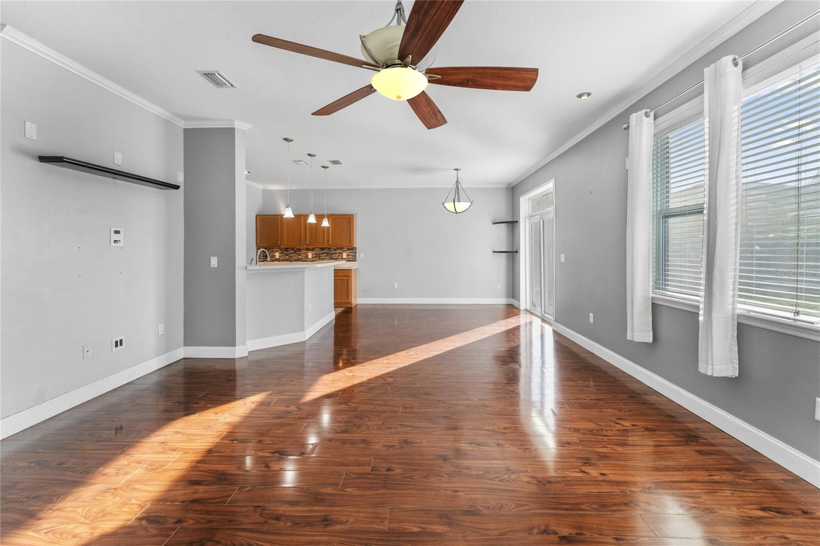 TIERRA DEL SOL PH 01 - Residential Lease