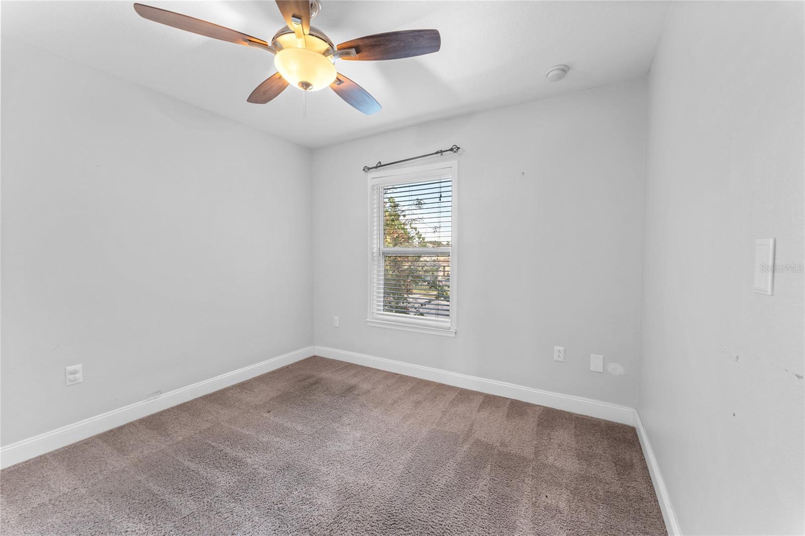 TIERRA DEL SOL PH 01 - Residential Lease