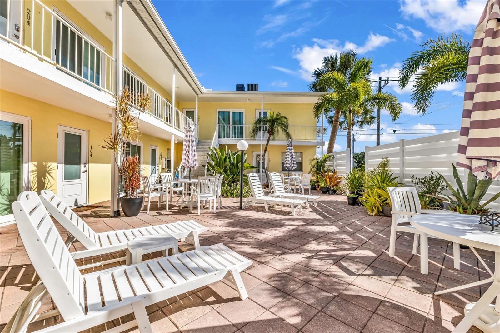 700 W VENICE AVENUE 206, VENICE, FL, 34285 1 700 W VENICE AVENUE 206