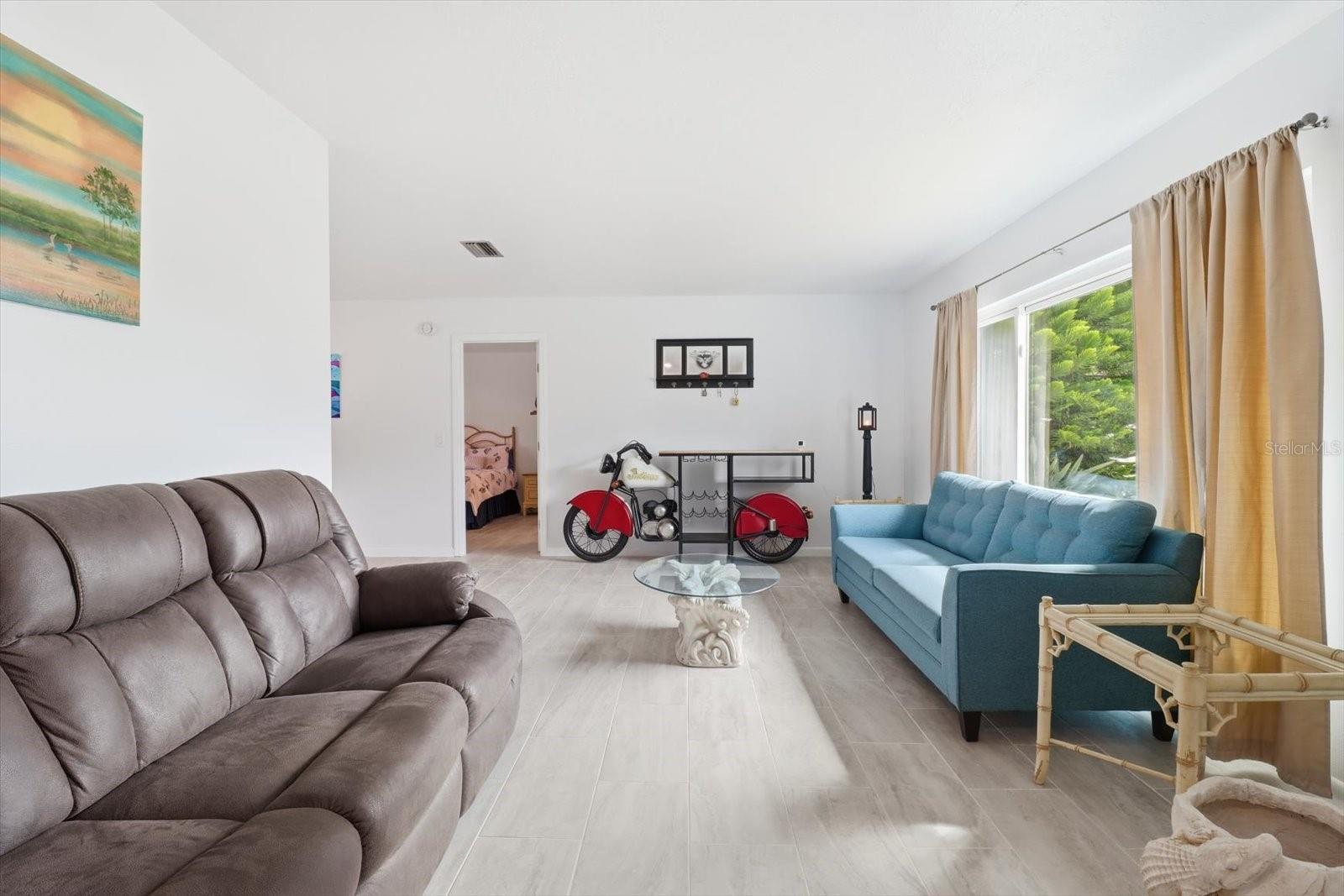 DIXIE SHORES UNIT 01 REP - Residential