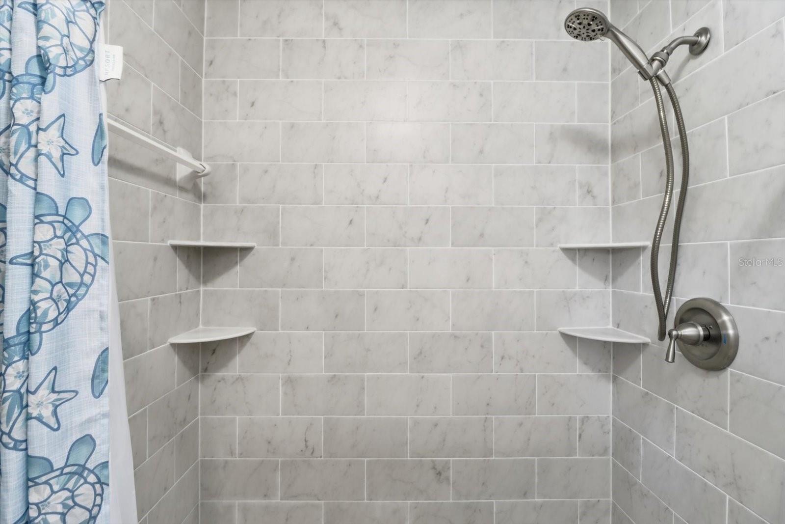 DIXIE SHORES UNIT 01 REP - Residential