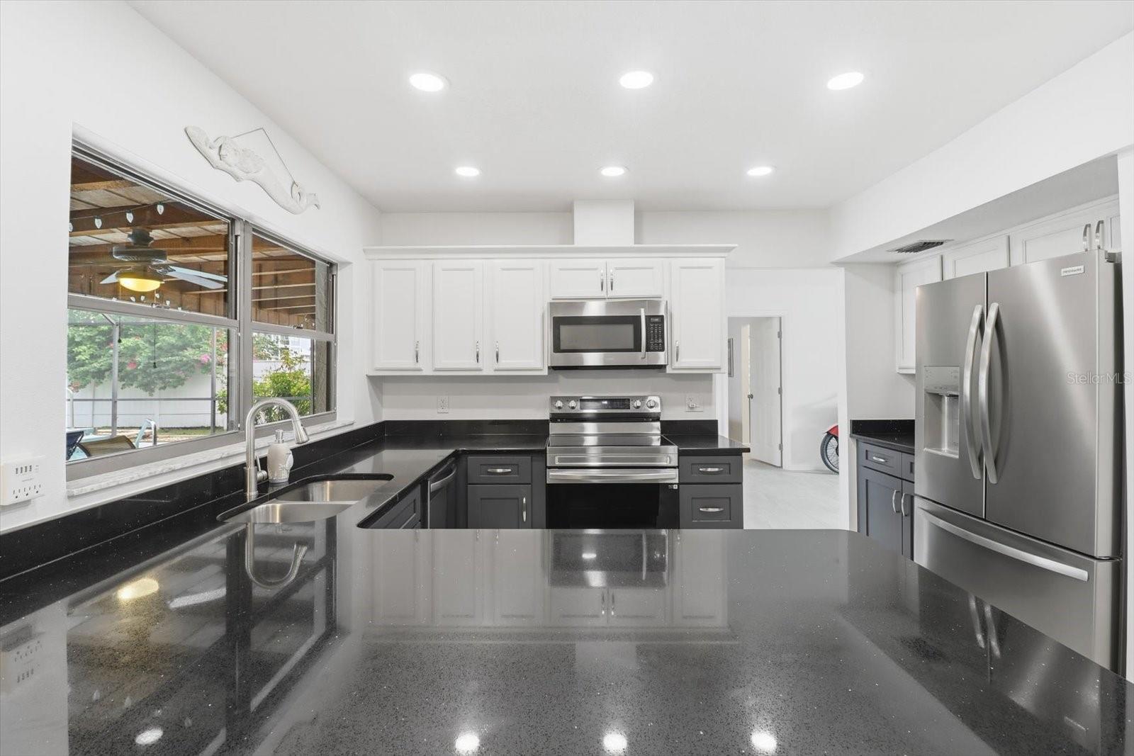 DIXIE SHORES UNIT 01 REP - Residential