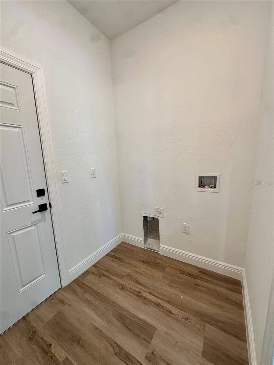 PORT CHARLOTTE SUB 49 - Residential Lease