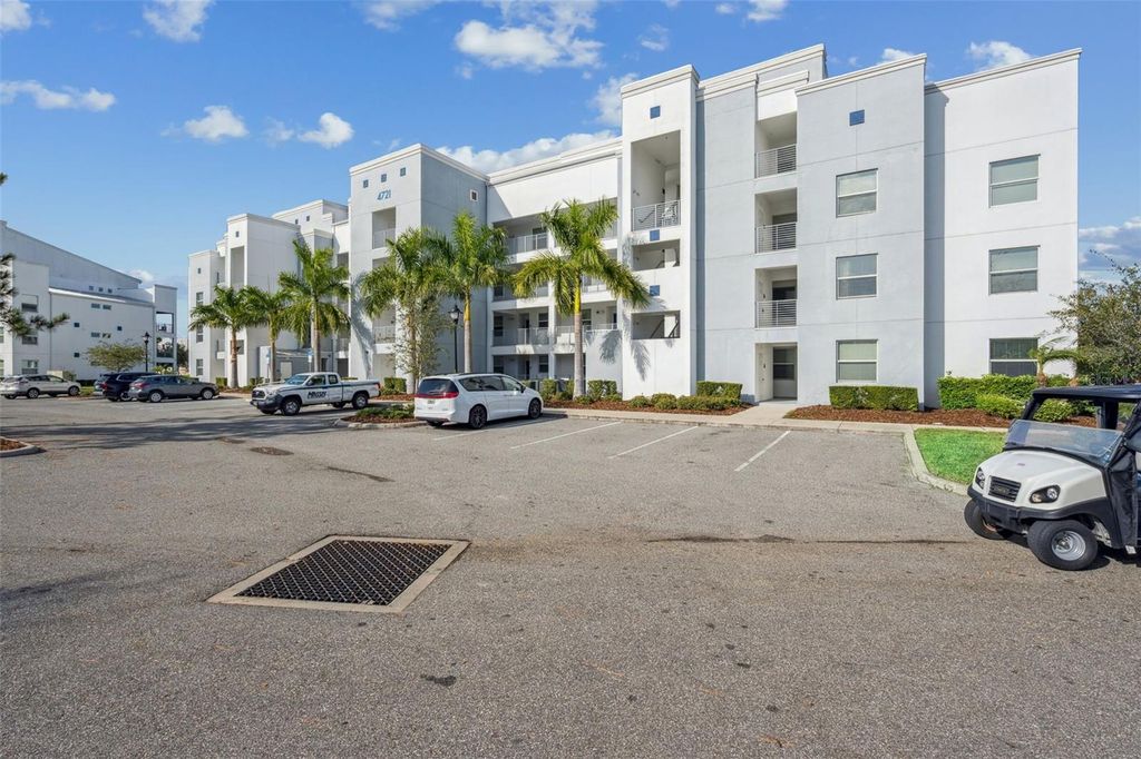 Photo of 4721 Clock Tower Drive #107, Kissimmee, FL 34746 (MLS # S5139599)