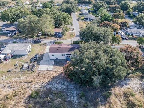 Photo of 9 Candlelight Loop, Lake Wales, FL 33859 (MLS # L4957286)