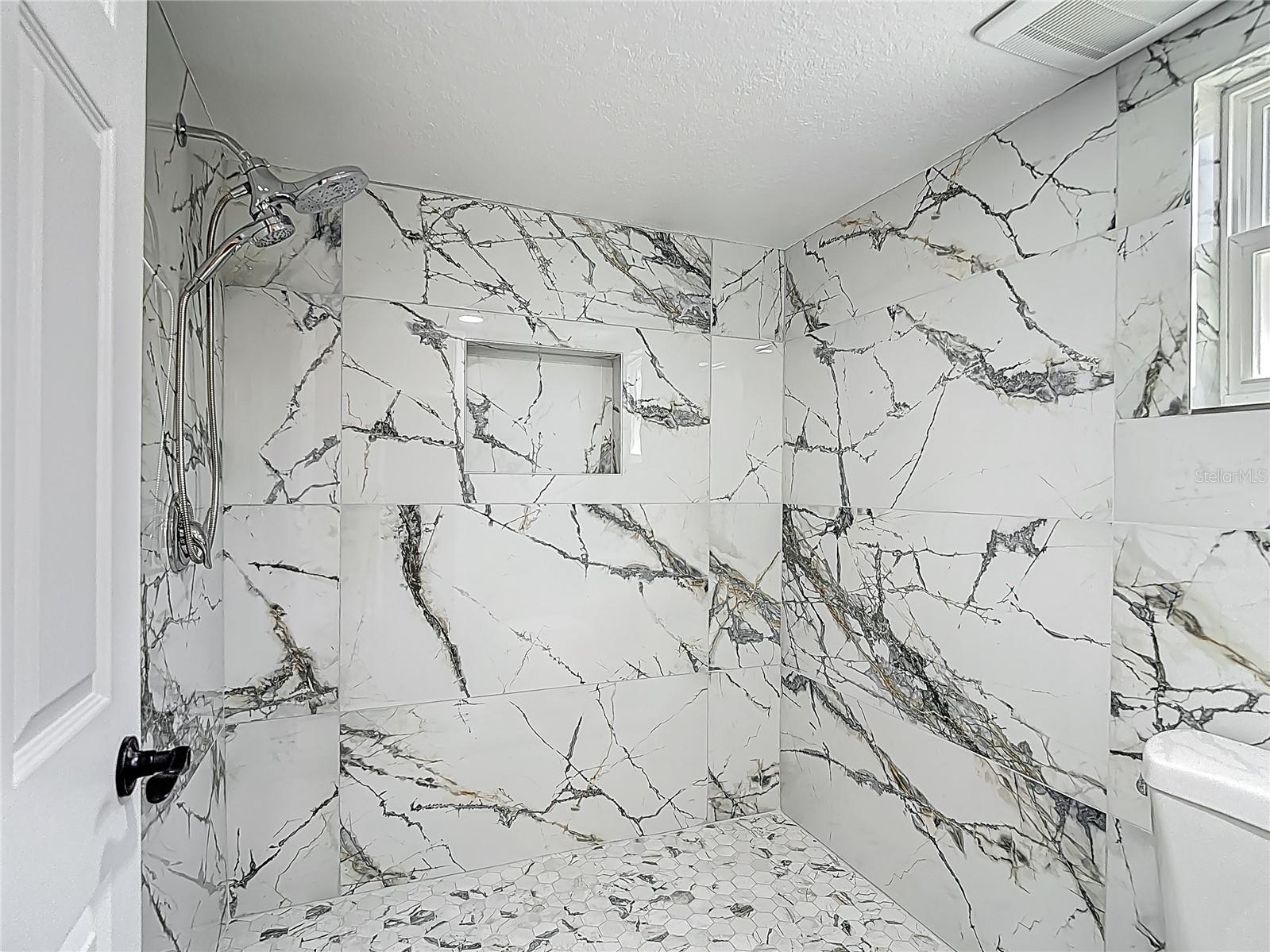 BLOOMINGDALE SEC C UNIT 1 - Residential