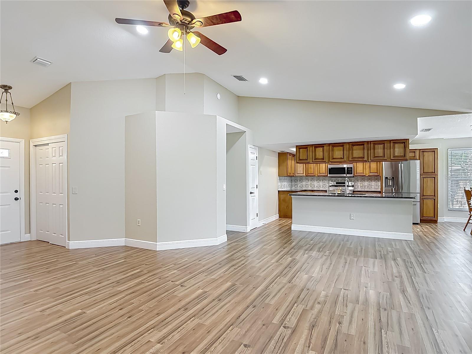 BLOOMINGDALE SEC C UNIT 1 - Residential