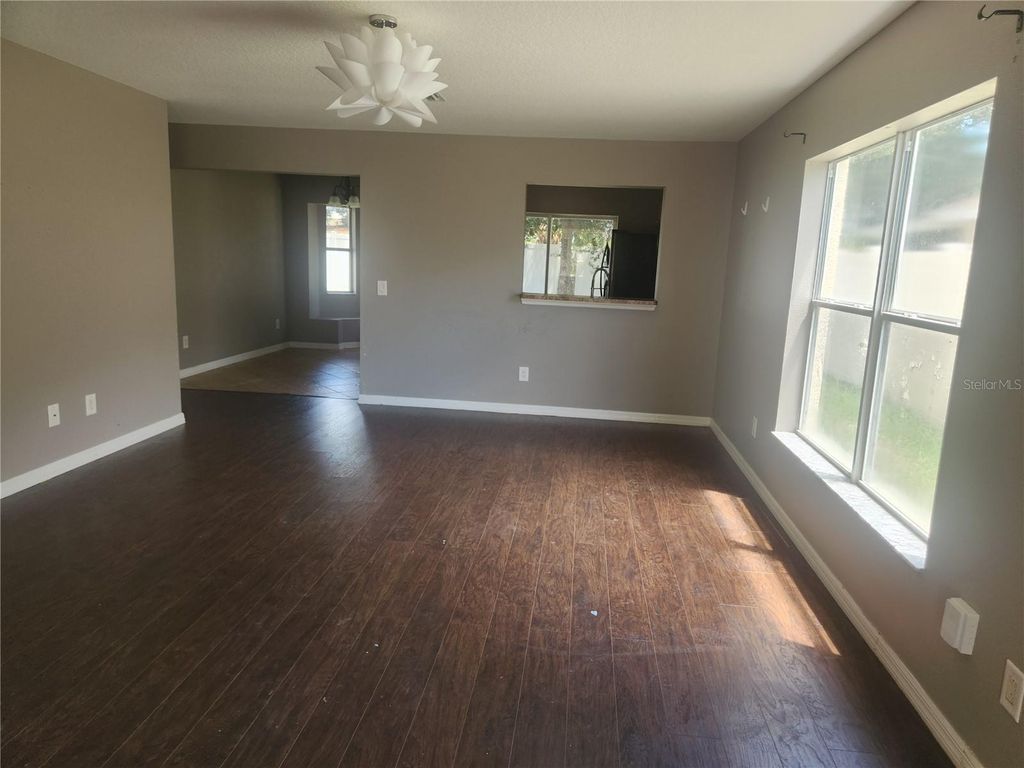 Photo of 8361 Silverbell Loop, Brooksville, FL 34613 (MLS # TB8406603)