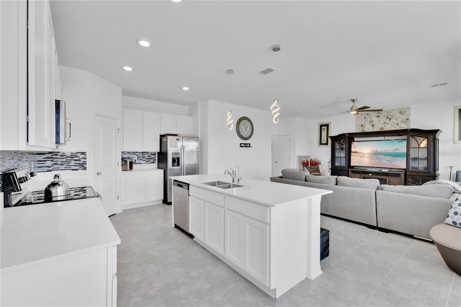 STOREY CREEK PH 3B & 4 - Residential