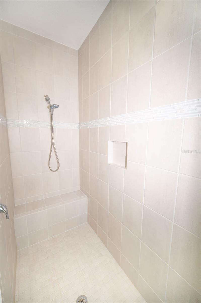 LATITUDE/DAYTONA BEACH PH 2A - Residential Lease