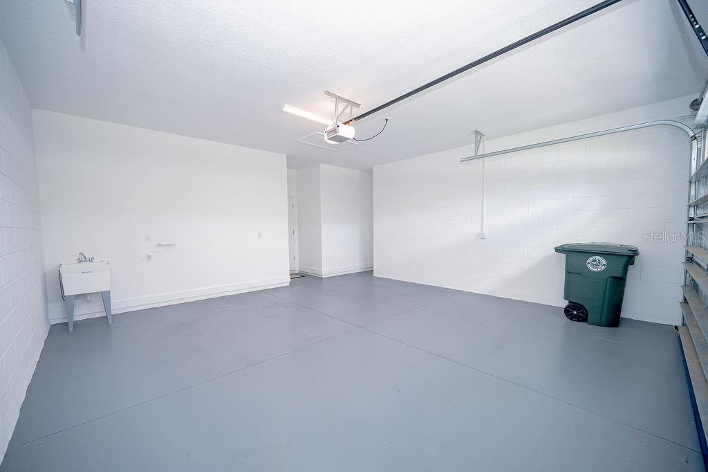 LATITUDE/DAYTONA BEACH PH 2A - Residential Lease