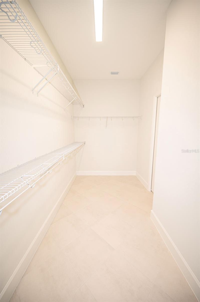 LATITUDE/DAYTONA BEACH PH 2A - Residential Lease