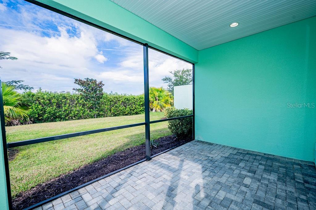 LATITUDE/DAYTONA BEACH PH 2A - Residential Lease
