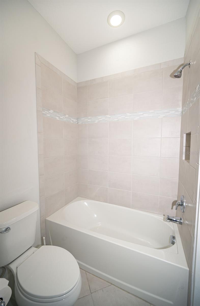 LATITUDE/DAYTONA BEACH PH 2A - Residential Lease