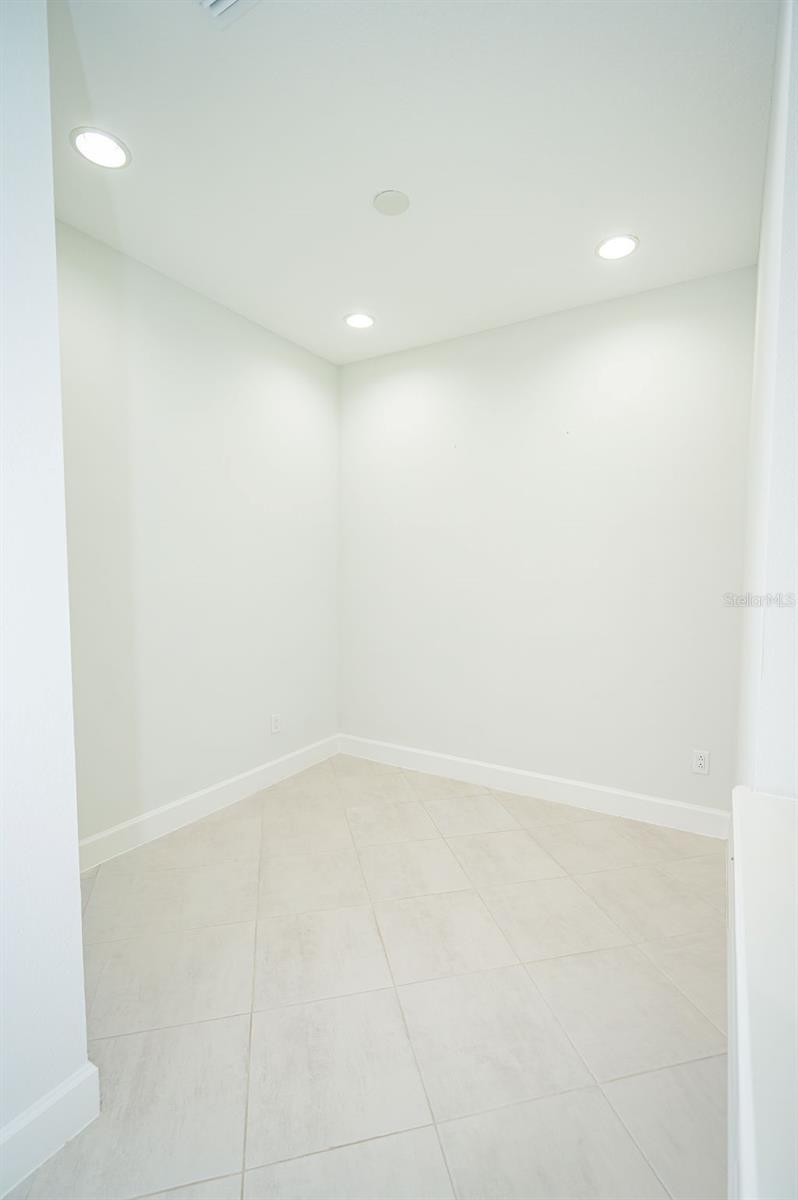 LATITUDE/DAYTONA BEACH PH 2A - Residential Lease
