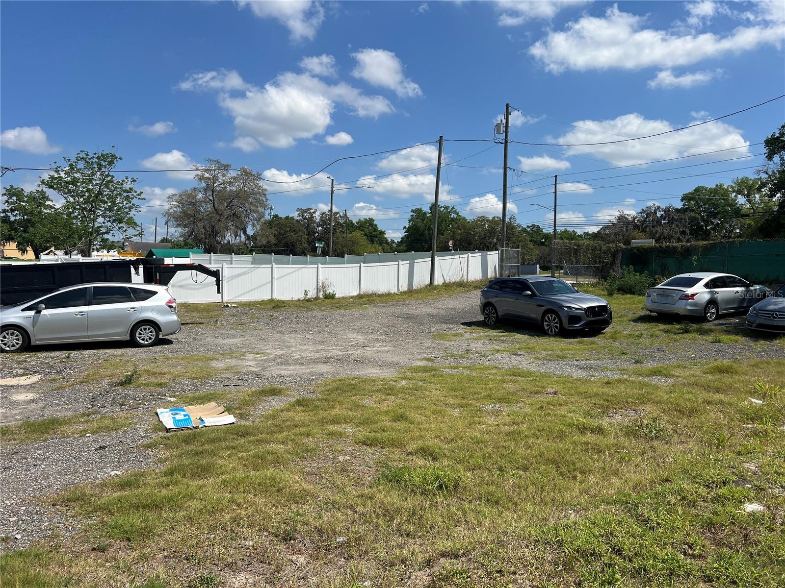 SAN SUSAN - Commercial Sale