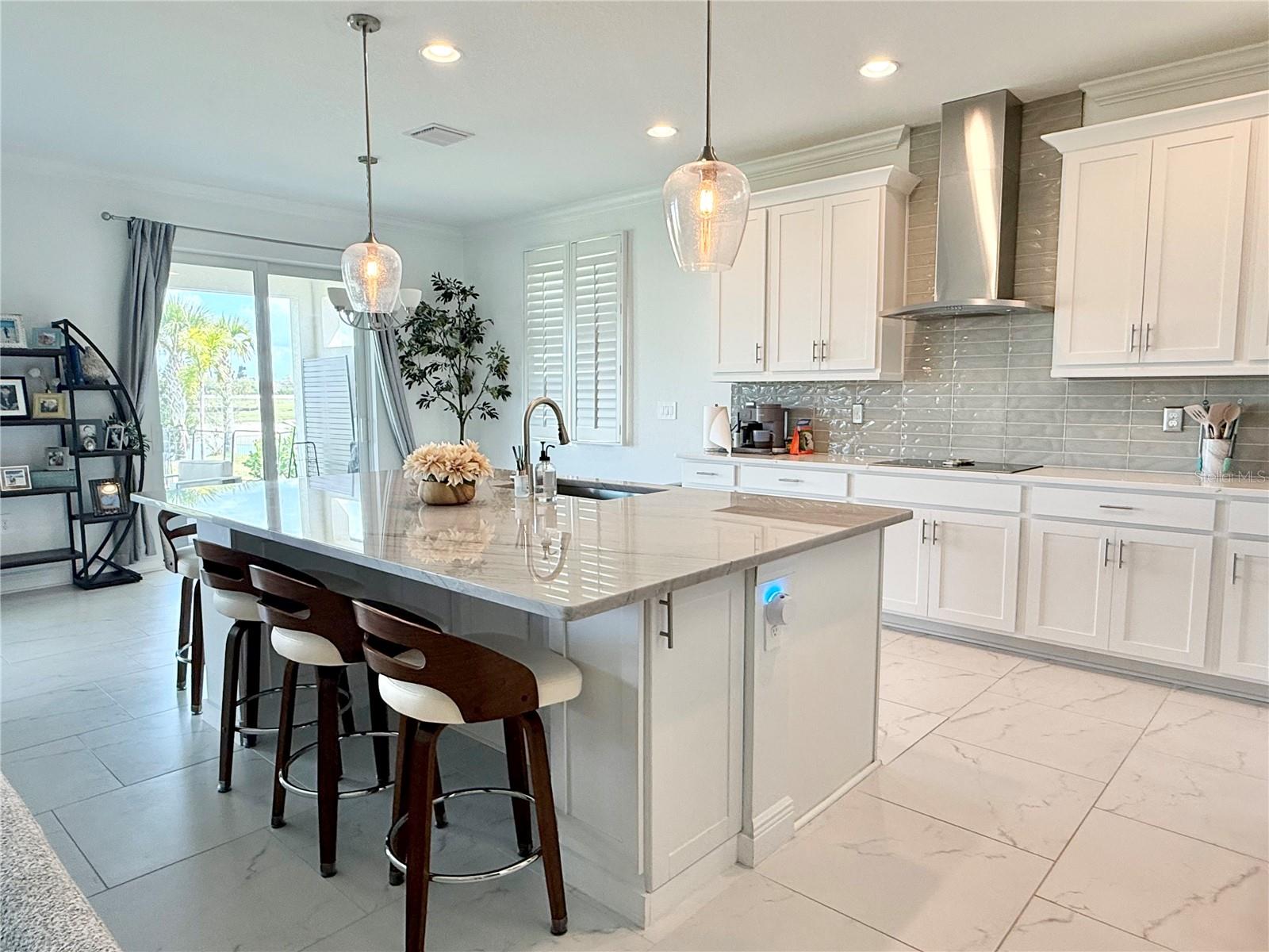 CASSATA LAKES - Residential Lease