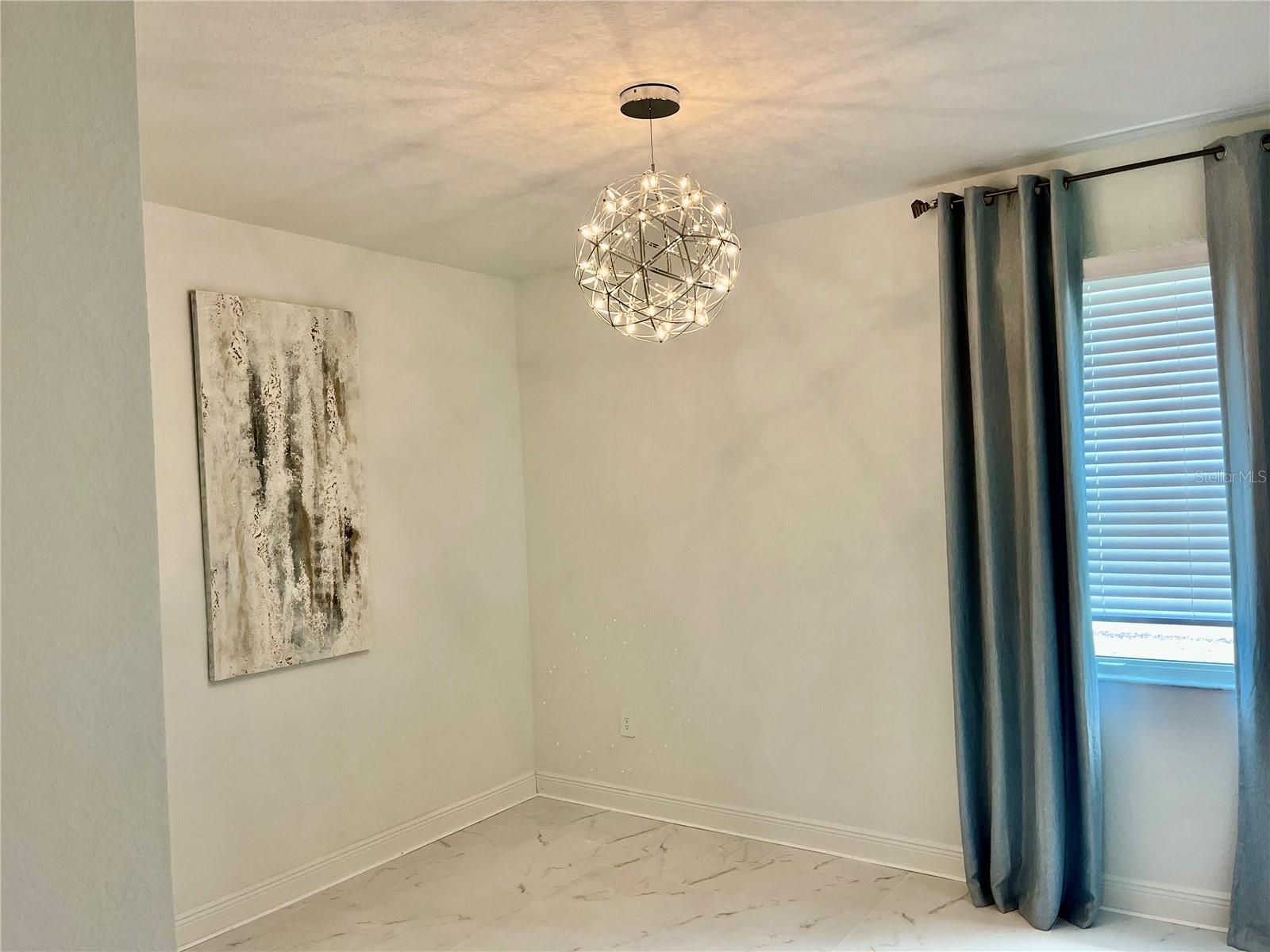 CASSATA LAKES - Residential Lease