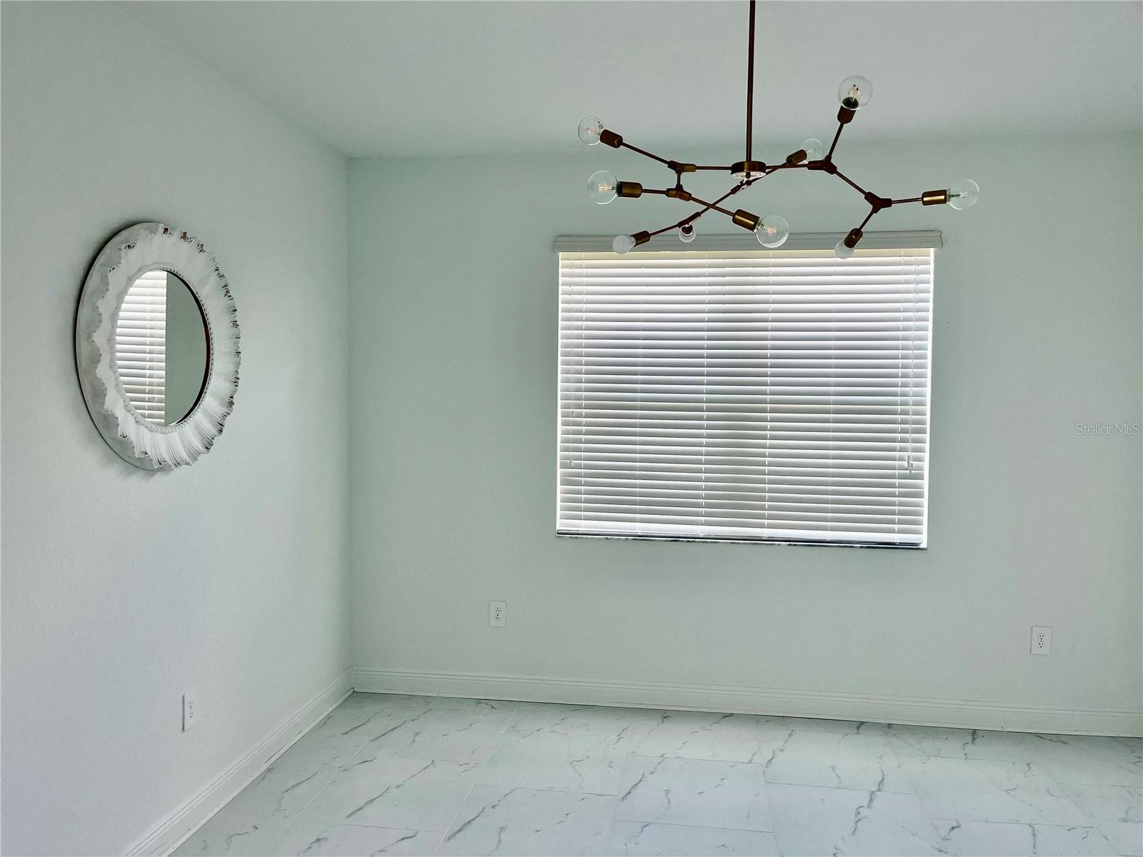 CASSATA LAKES - Residential Lease