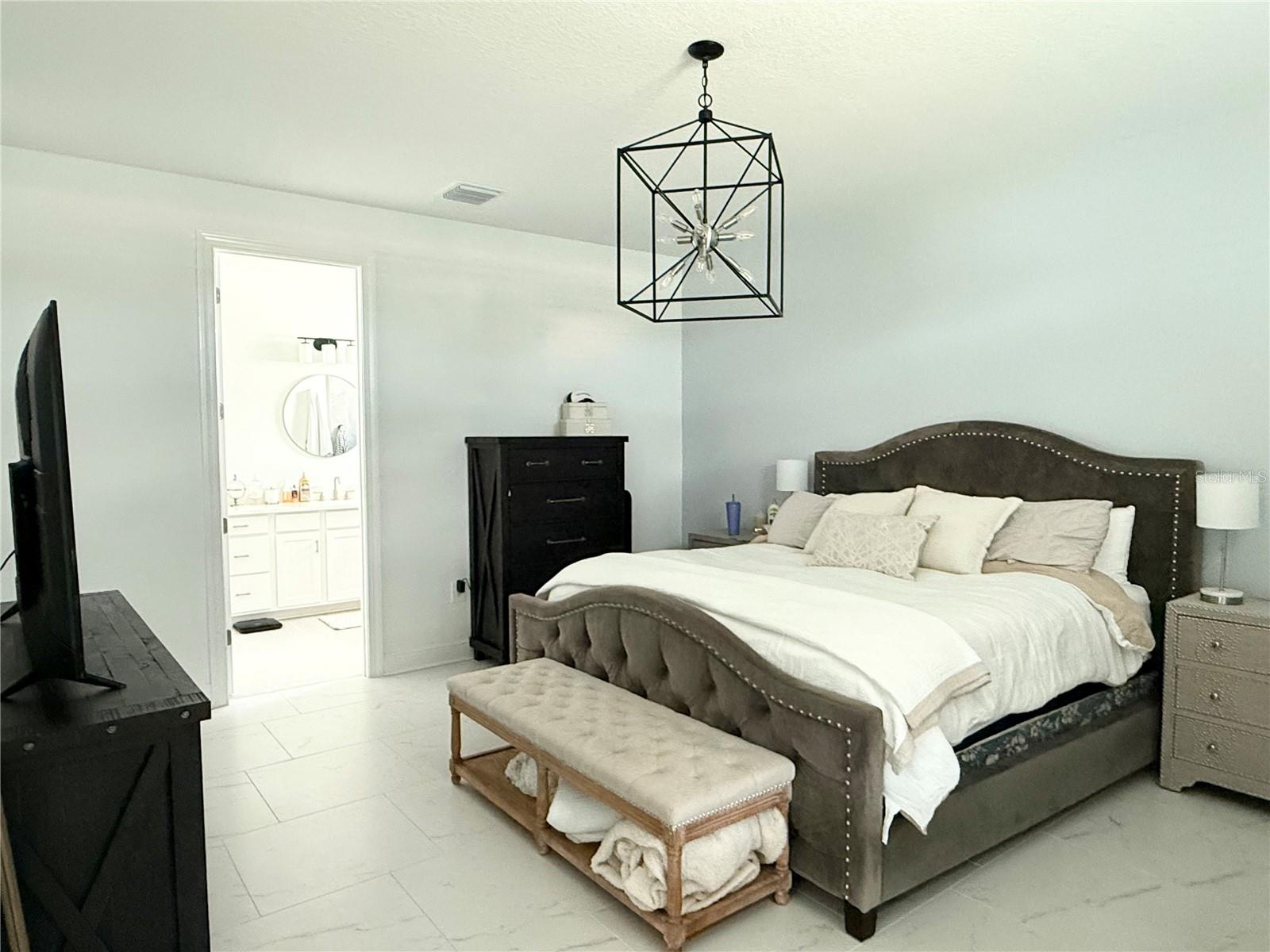 CASSATA LAKES - Residential Lease