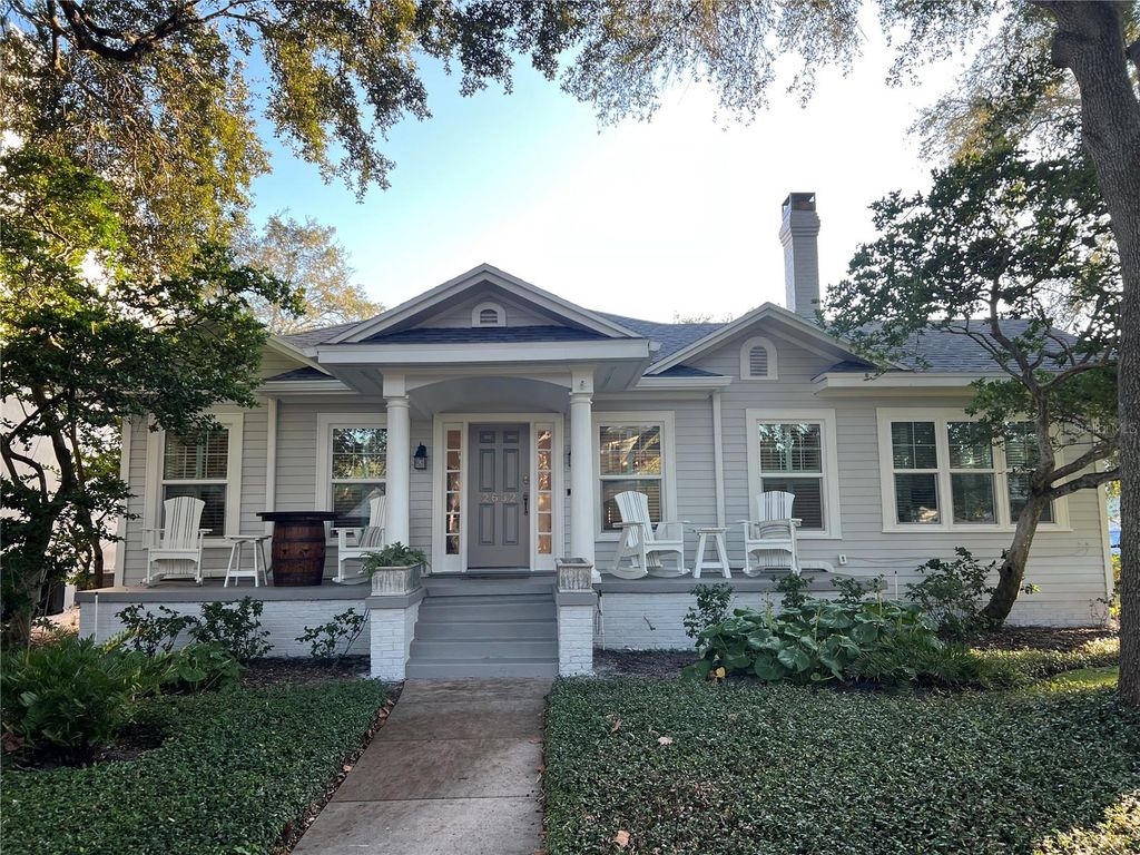 Photo of 2632 W Jetton Avenue, Tampa, FL 33629 (MLS # TB8469960)