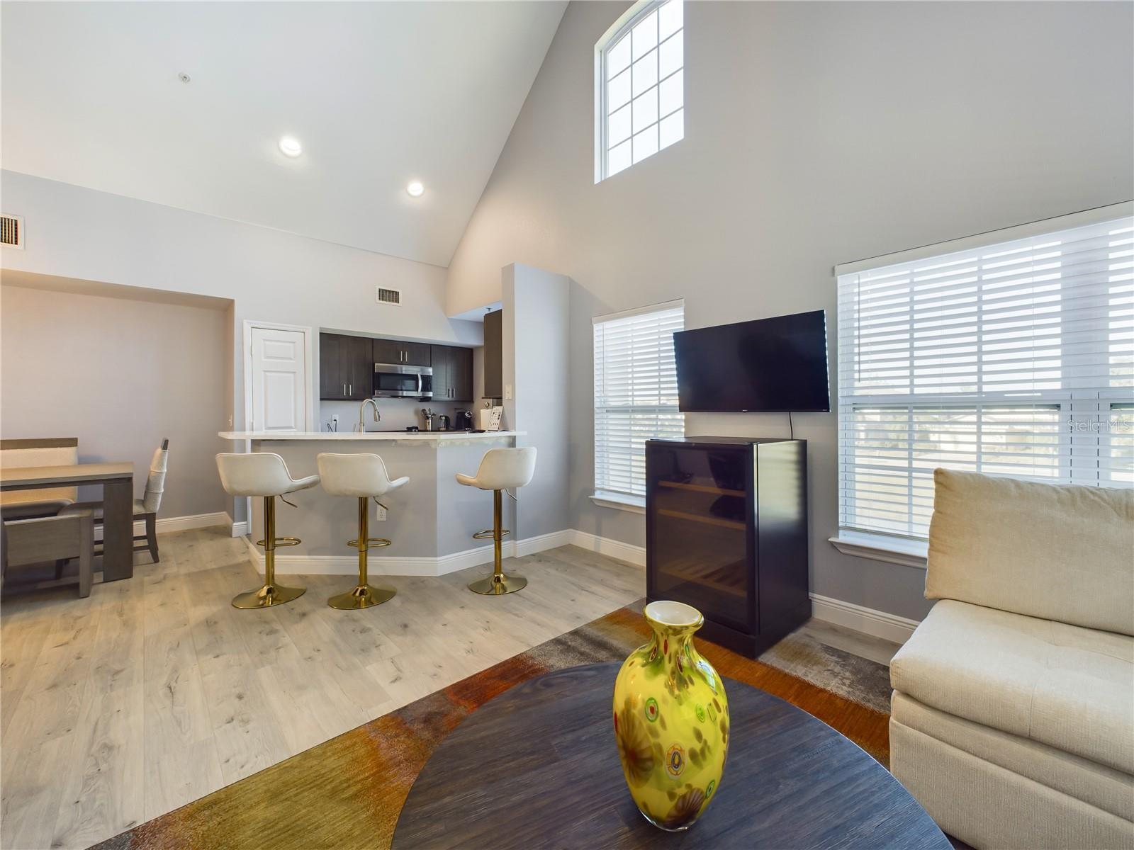 ADMIRALS WALK - Residential