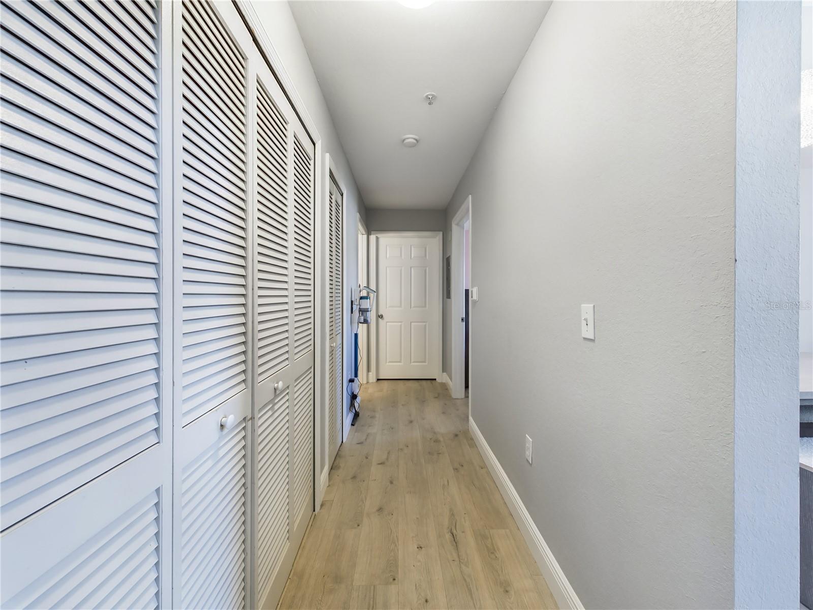 ADMIRALS WALK - Residential