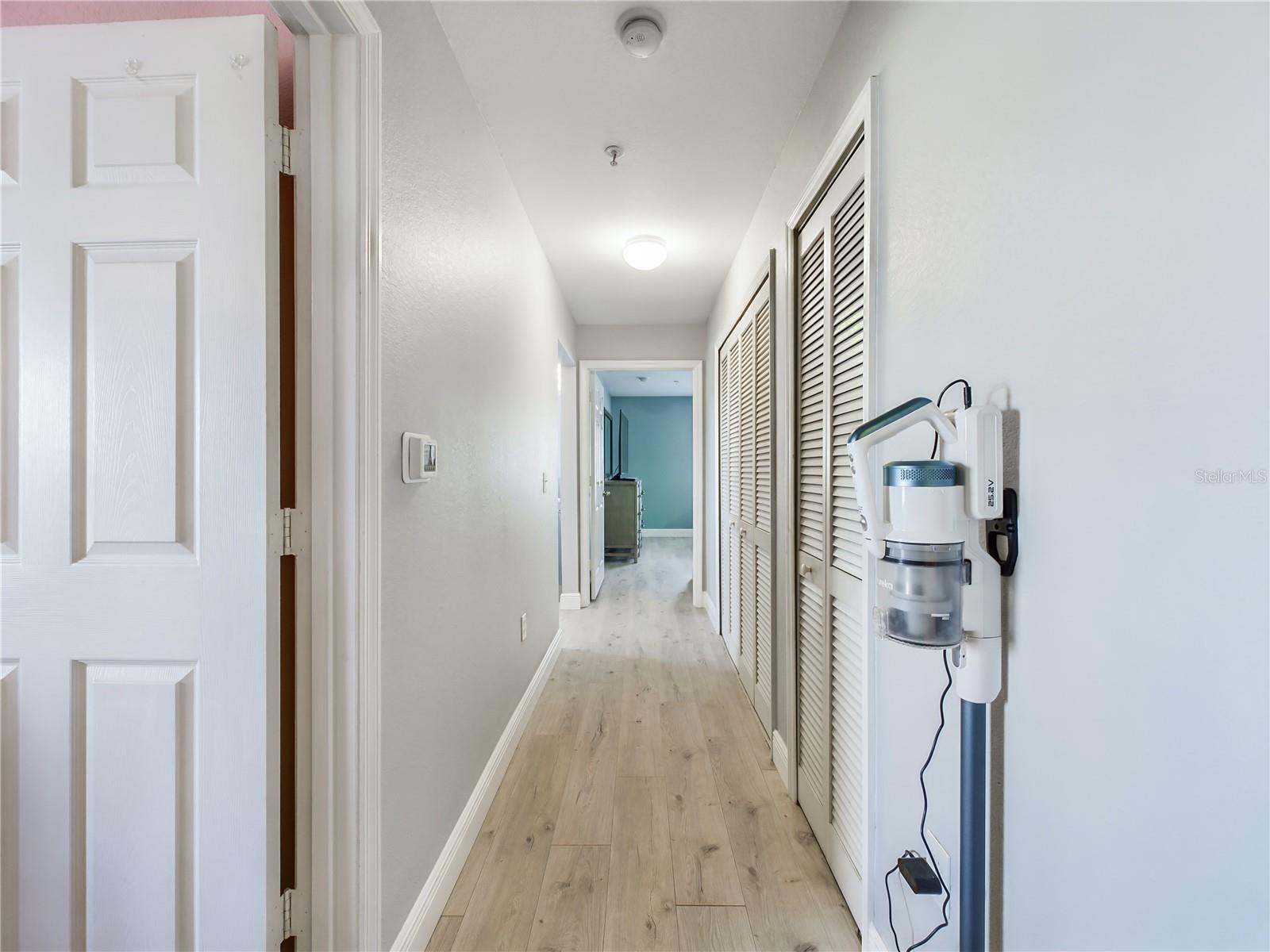 ADMIRALS WALK - Residential