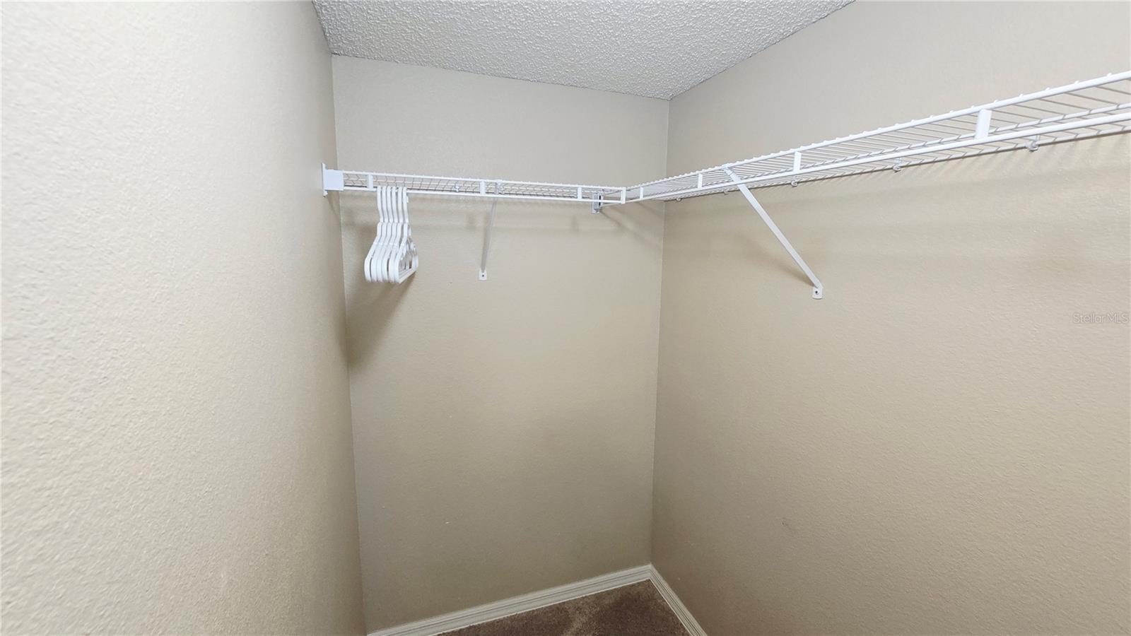 LINDFIELDS UN 1 - Residential Lease