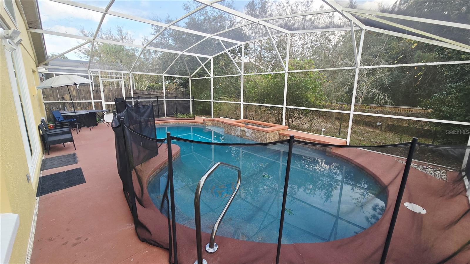 LINDFIELDS UN 1 - Residential Lease