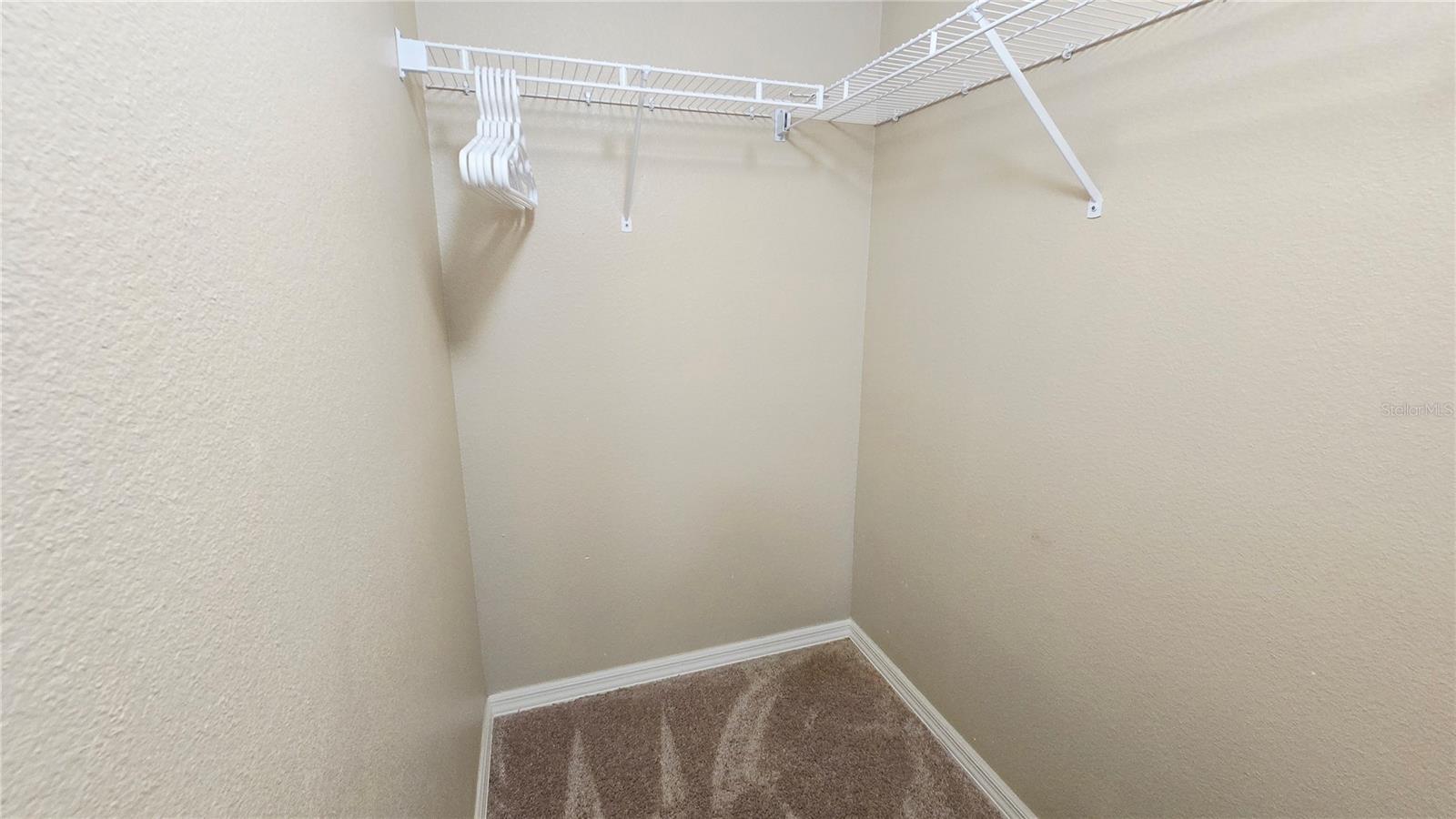 LINDFIELDS UN 1 - Residential Lease