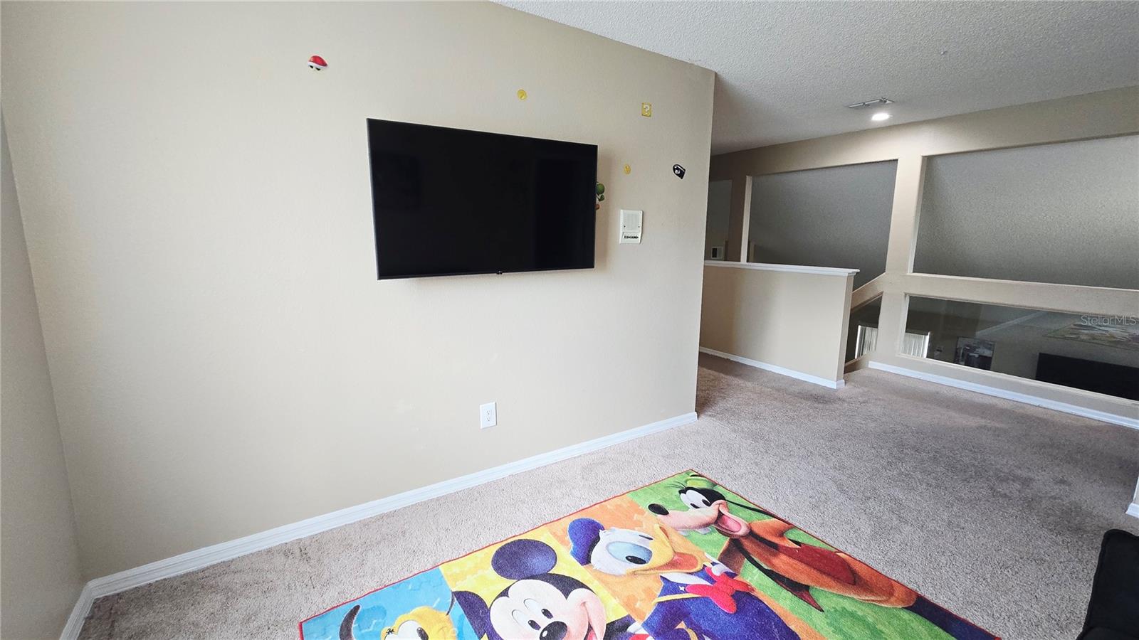 LINDFIELDS UN 1 - Residential Lease