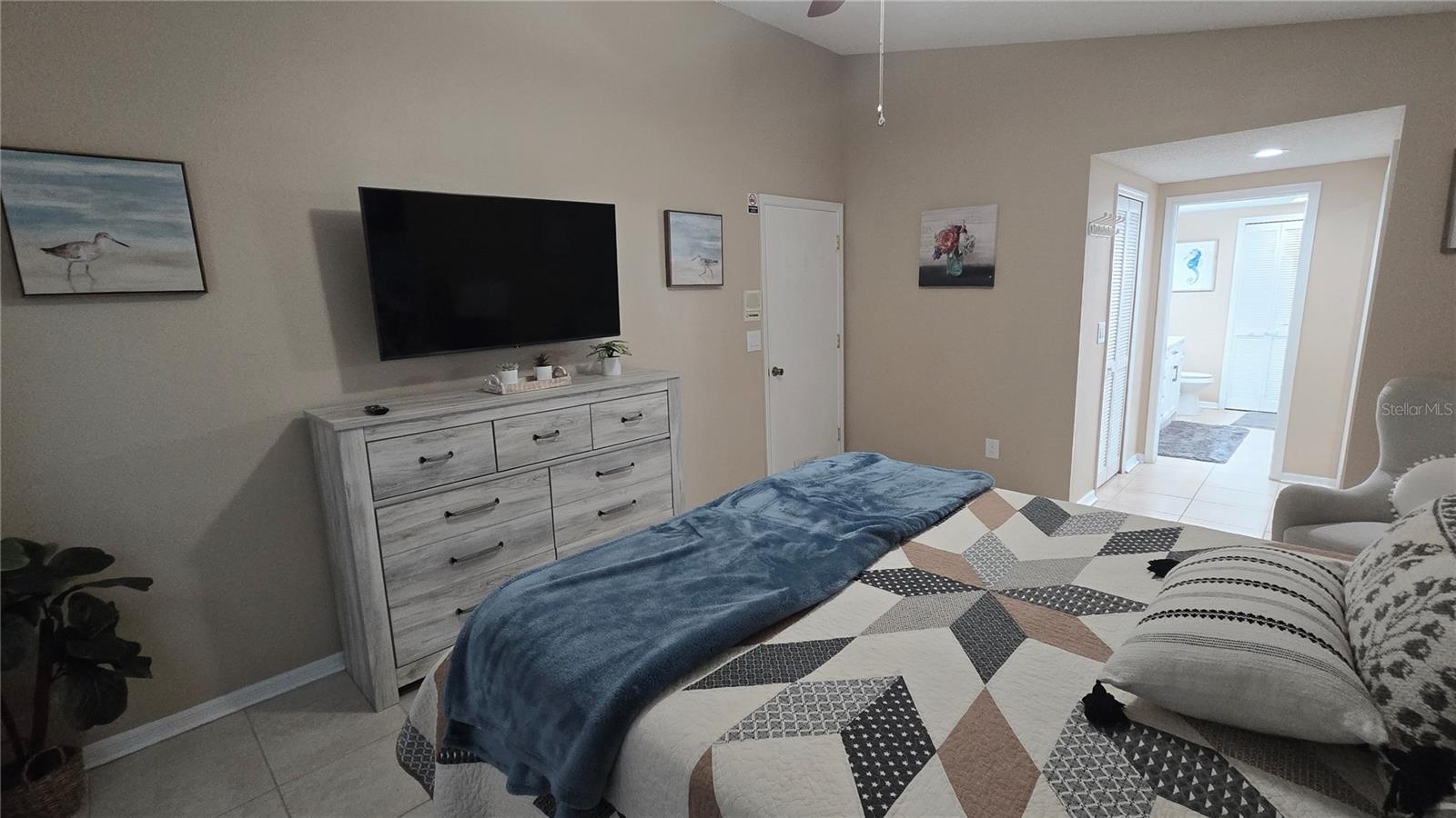 LINDFIELDS UN 1 - Residential Lease