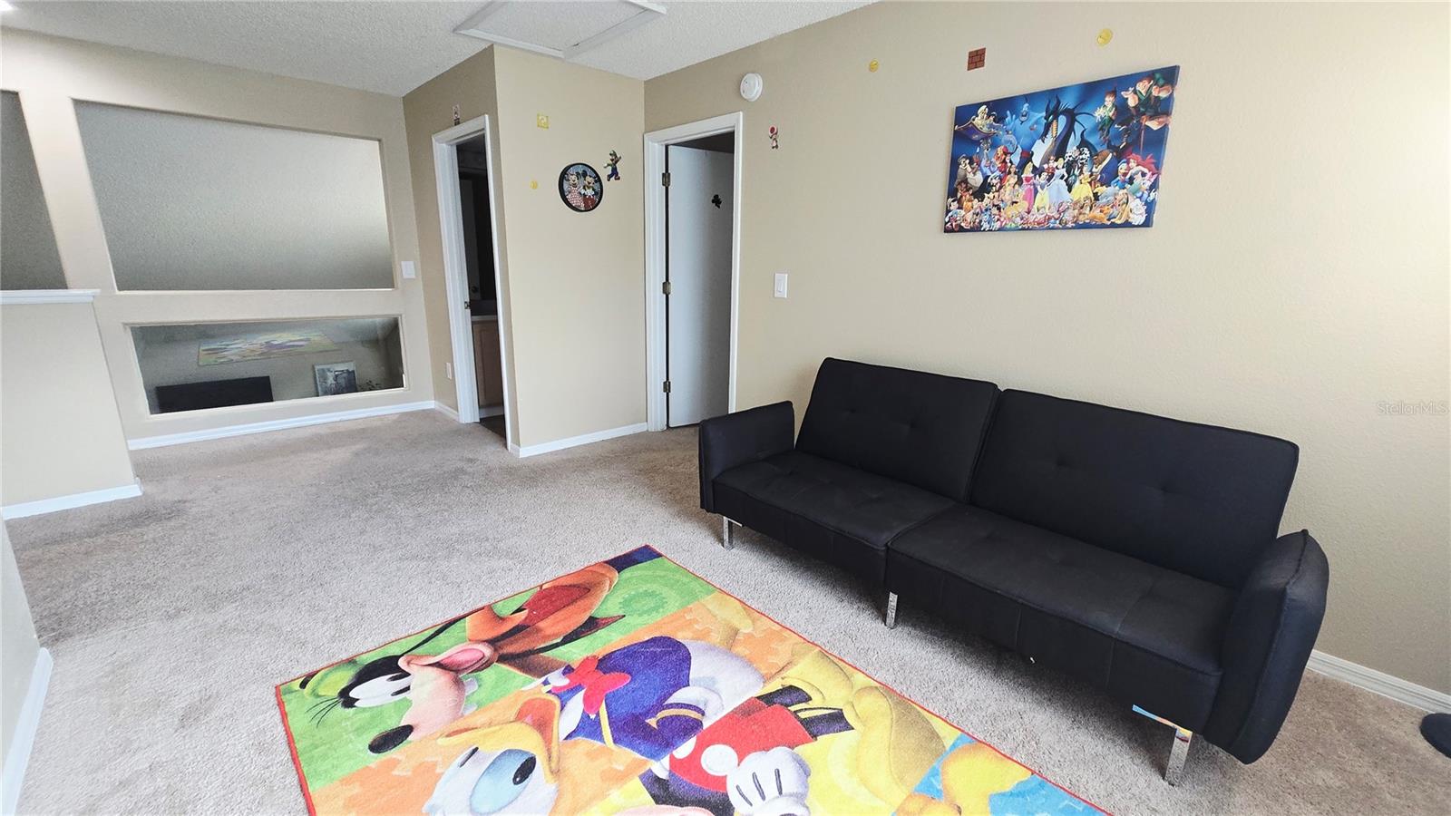 LINDFIELDS UN 1 - Residential Lease