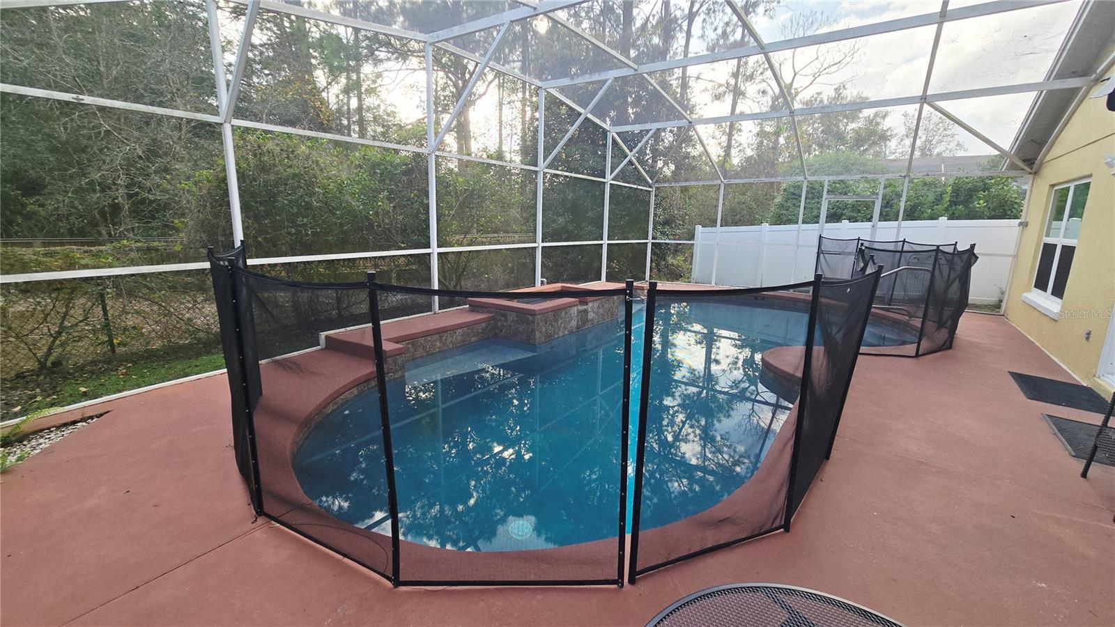 LINDFIELDS UN 1 - Residential Lease