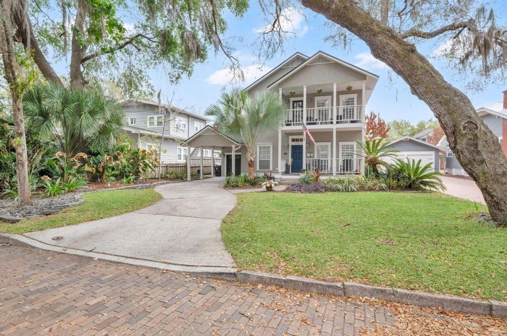 Photo of 111 Kennison Dr, Orlando, FL 32801 (MLS # O6392485)