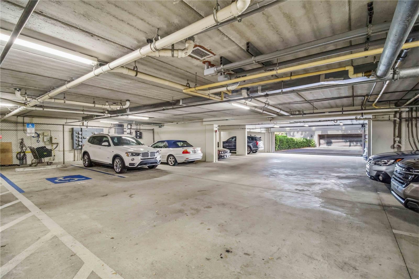 GRANDE OAKS PRESERVE - Residential