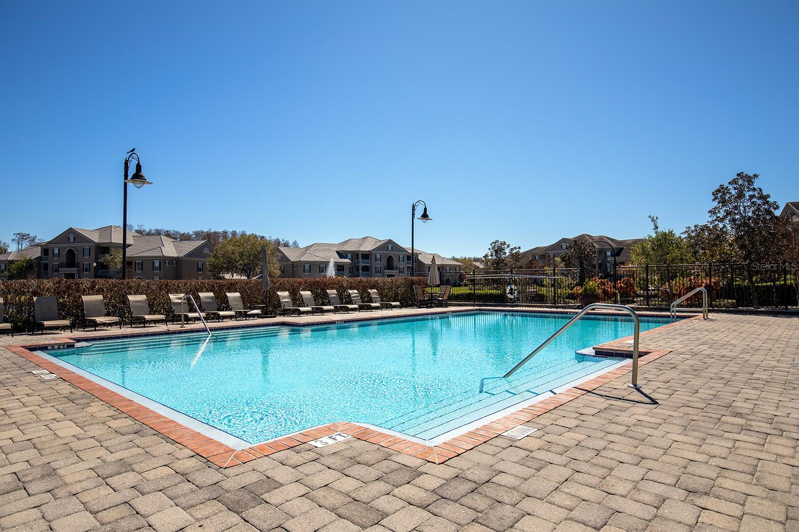 CAPRI/HUNTERS CRK CONDO - Residential