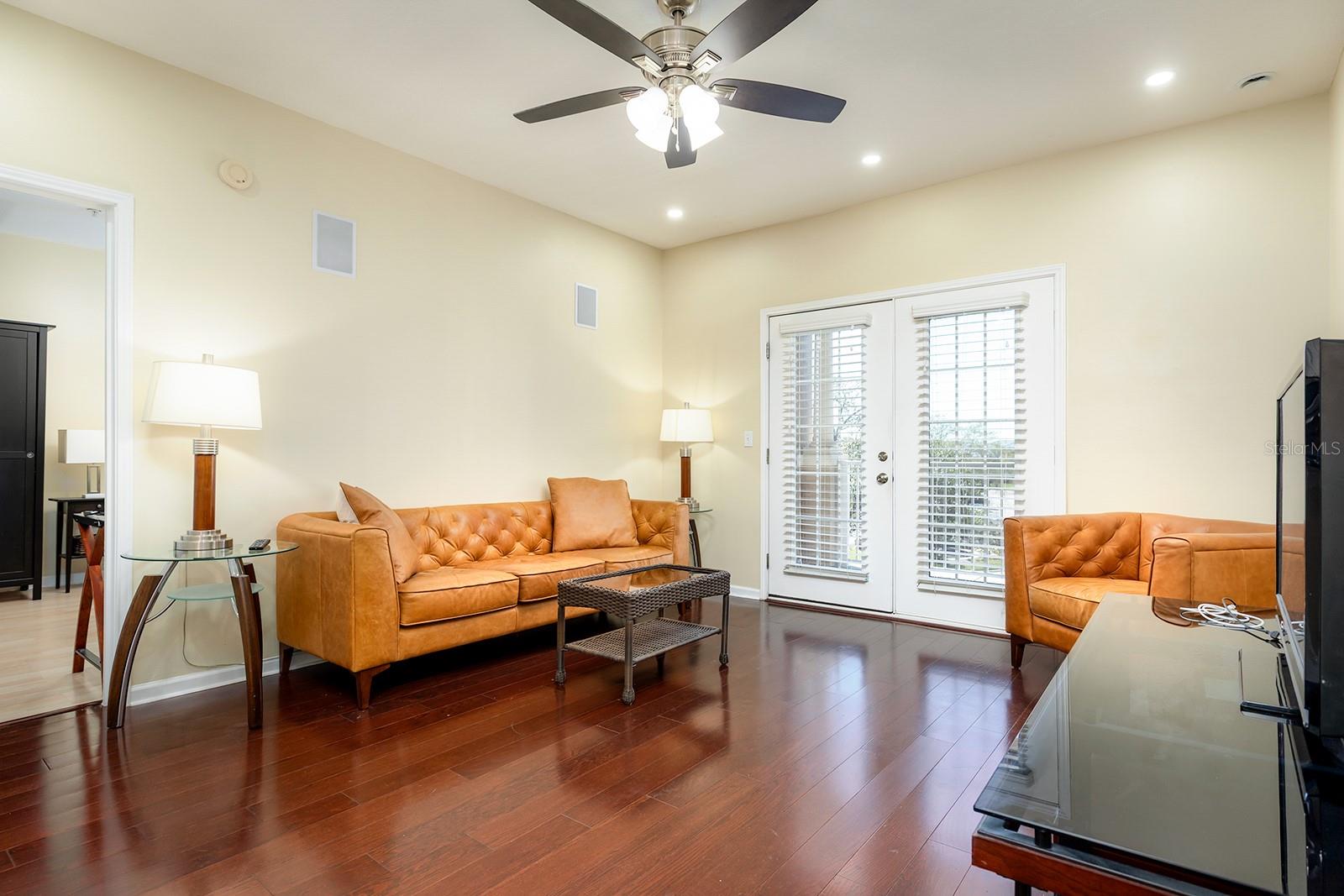 CAPRI/HUNTERS CRK CONDO - Residential