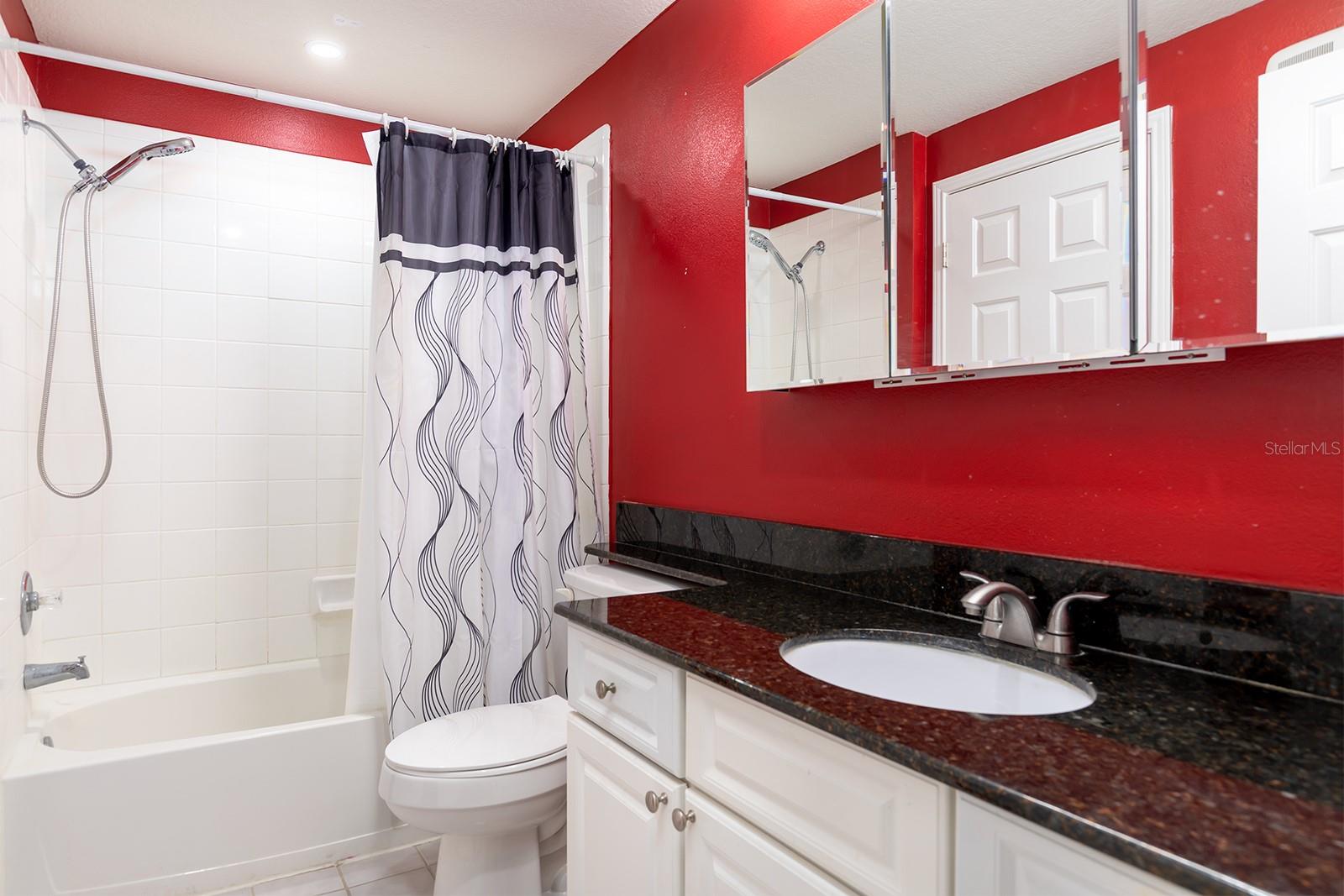 CAPRI/HUNTERS CRK CONDO - Residential